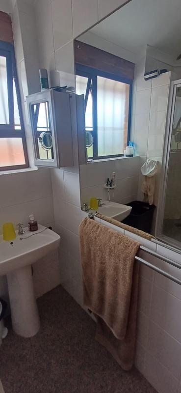 5 Bedroom Property for Sale in Sandbaai Western Cape